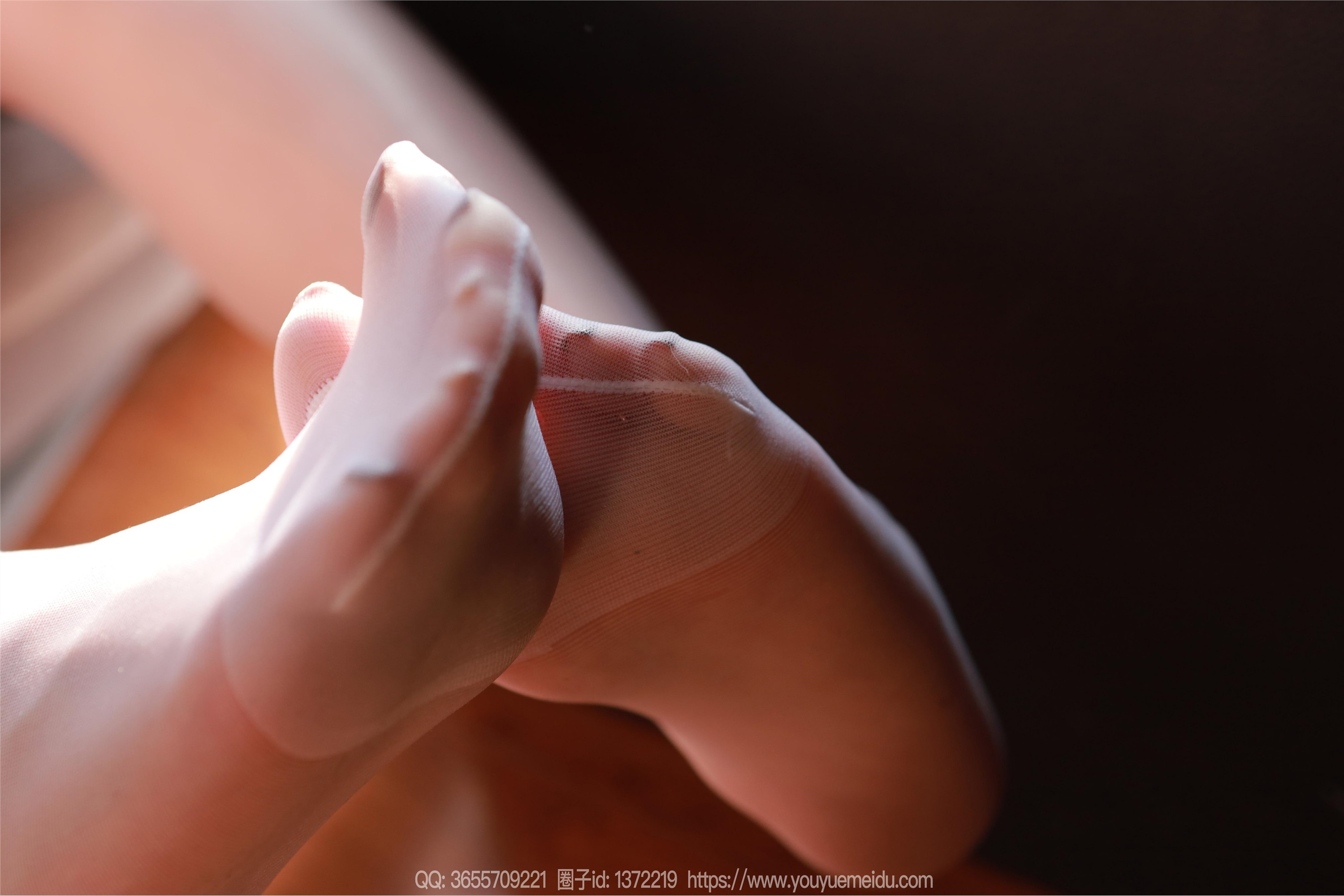 IESS异思趣向  2024.11.22 丝享家 1905 婉萍《阳光白丝（上）》